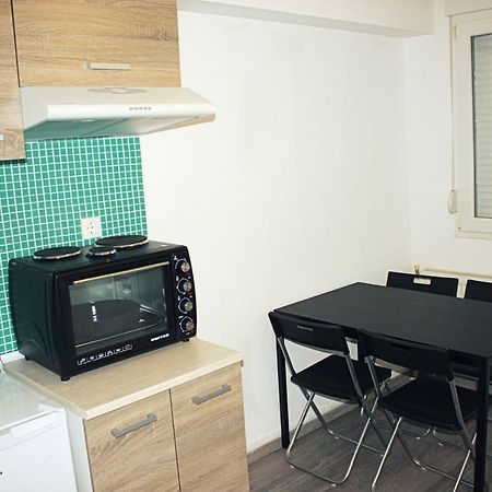 Nei Epivates Rental Rooms 50M From The Beach Neoi Epivatai Bagian luar foto