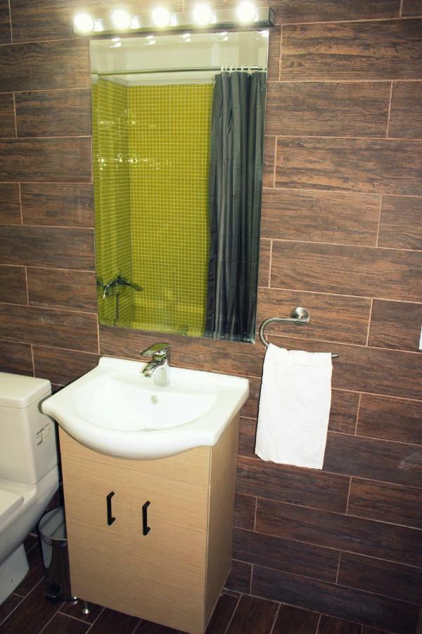 Nei Epivates Rental Rooms 50M From The Beach Neoi Epivatai Bagian luar foto