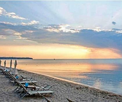 Nei Epivates Rental Rooms 50M From The Beach Neoi Epivatai Bagian luar foto