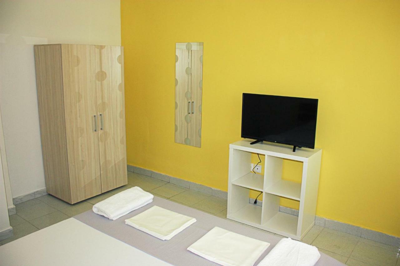 Nei Epivates Rental Rooms 50M From The Beach Neoi Epivatai Bagian luar foto