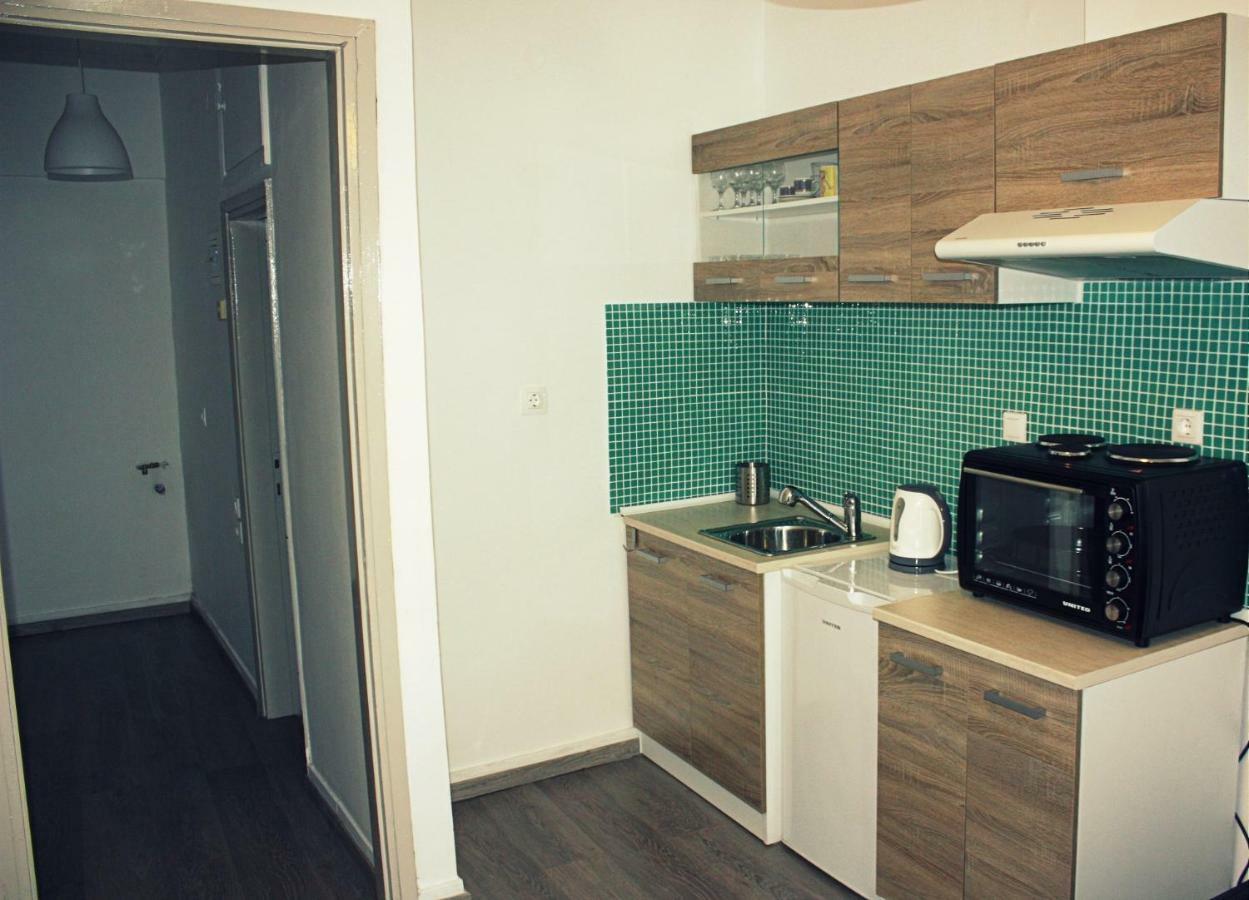 Nei Epivates Rental Rooms 50M From The Beach Neoi Epivatai Bagian luar foto